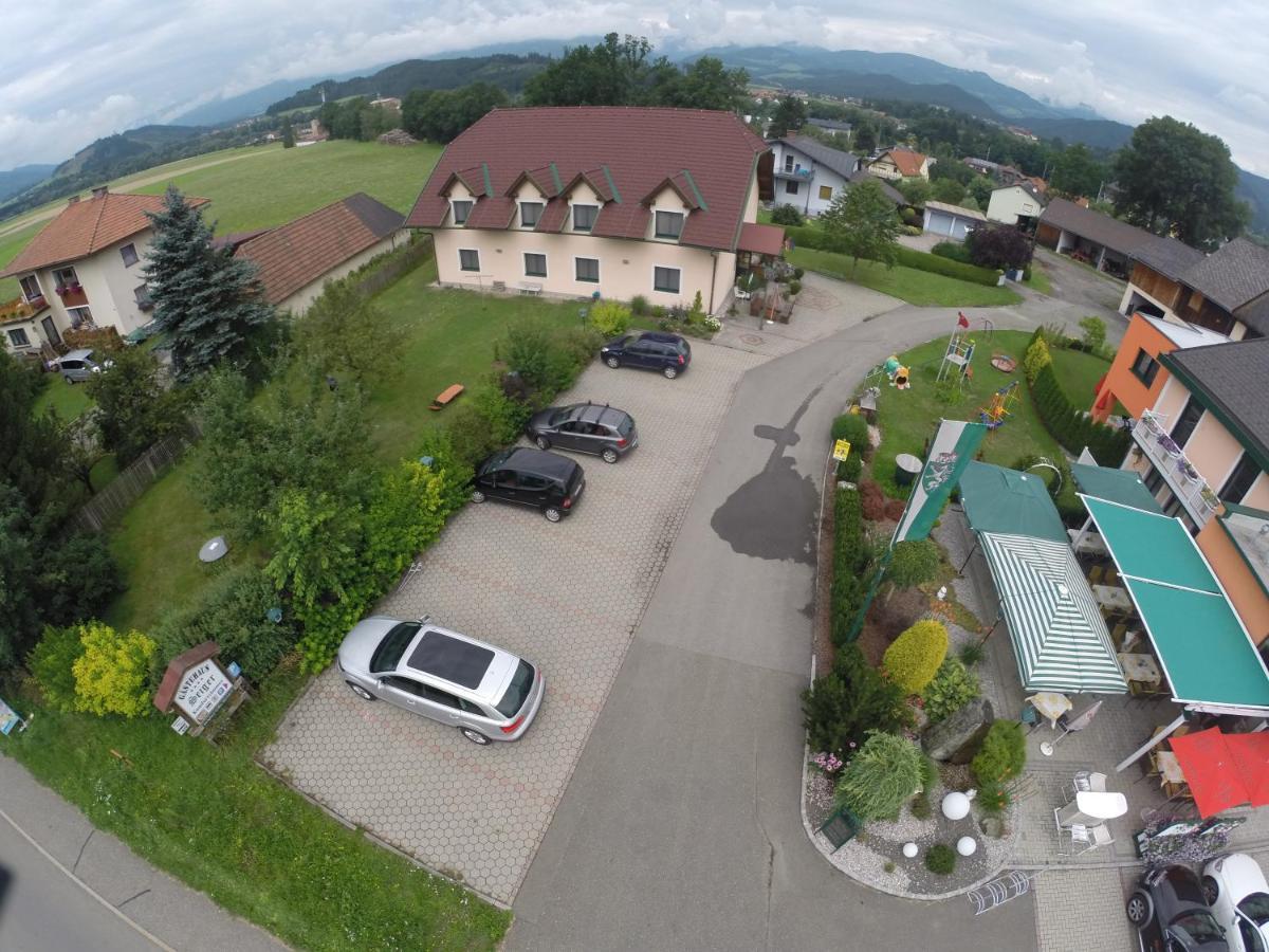 Restaurant Gaestehaus Seiger Sankt Lorenzen bei Knittelfeld Bagian luar foto