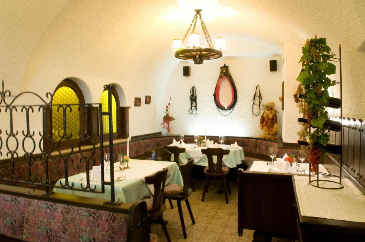 Restaurant Gaestehaus Seiger Sankt Lorenzen bei Knittelfeld Bagian luar foto