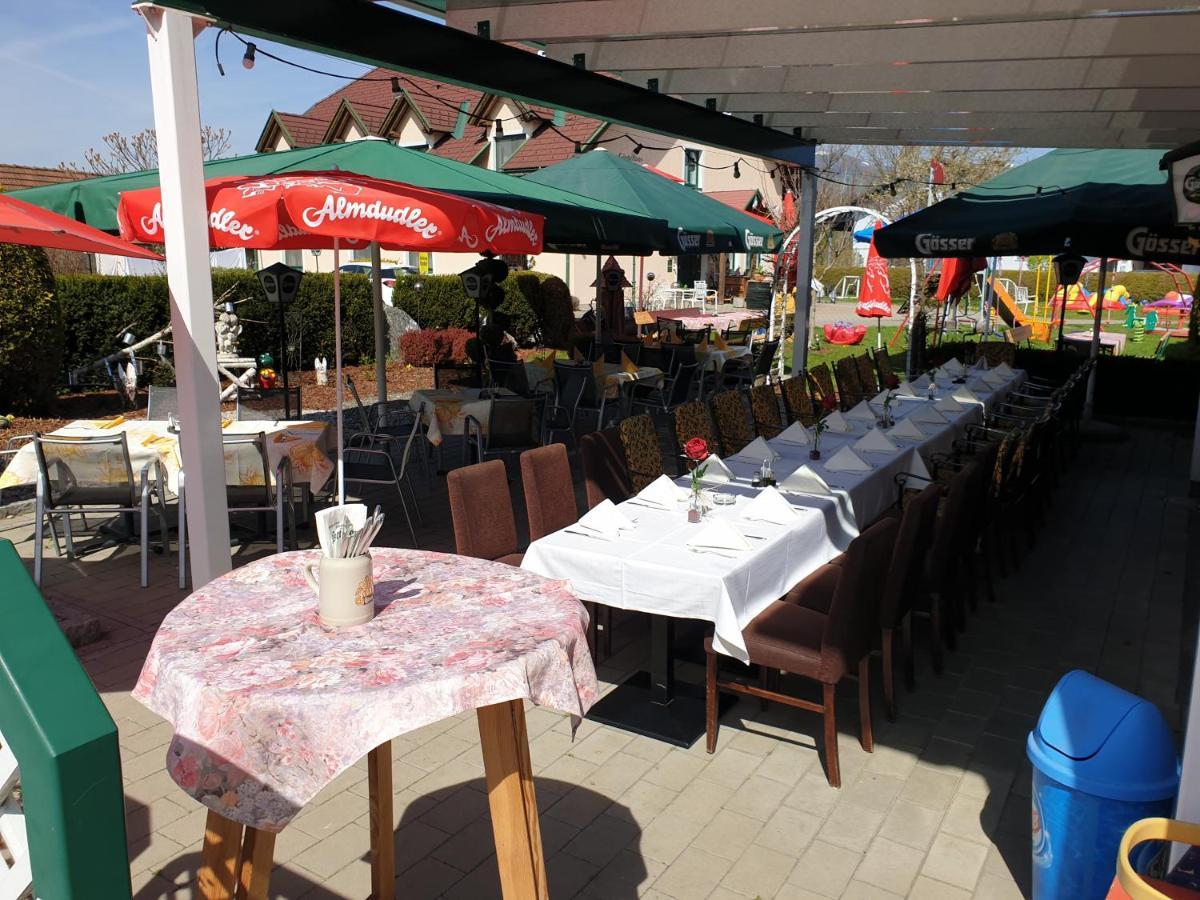 Restaurant Gaestehaus Seiger Sankt Lorenzen bei Knittelfeld Bagian luar foto