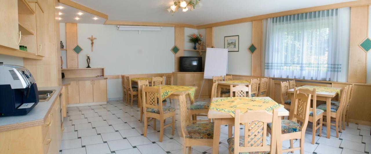 Restaurant Gaestehaus Seiger Sankt Lorenzen bei Knittelfeld Bagian luar foto