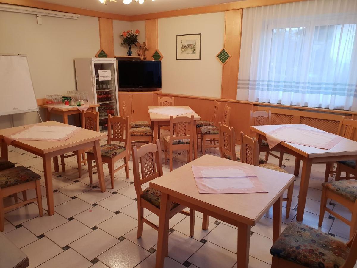 Restaurant Gaestehaus Seiger Sankt Lorenzen bei Knittelfeld Bagian luar foto